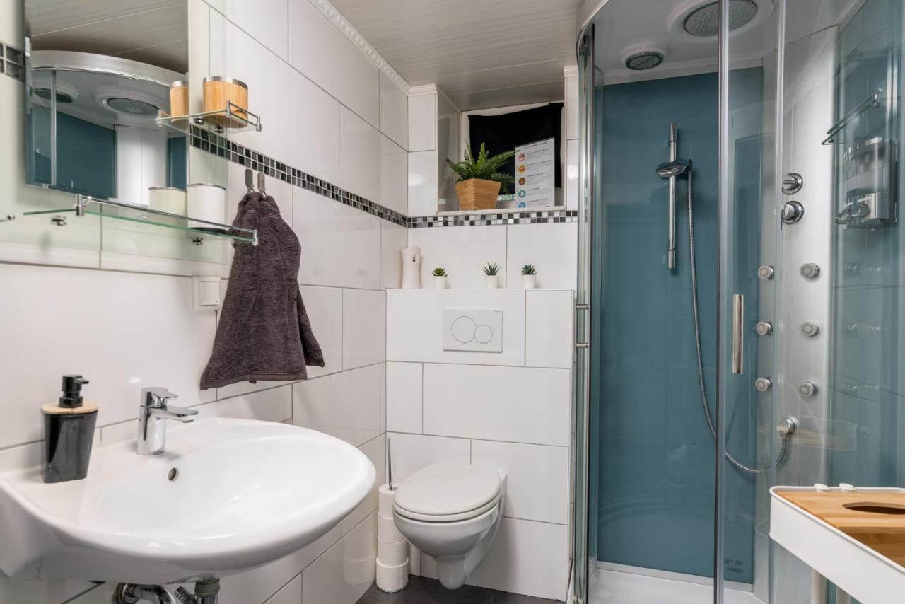 Home Cinema Kassel Zewnętrze zdjęcie
